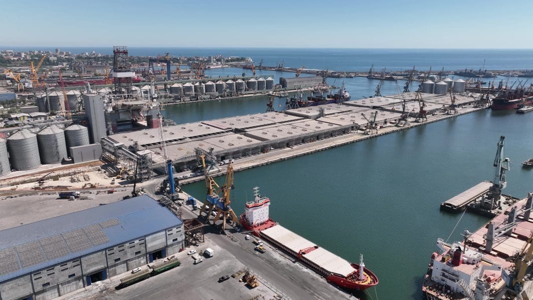 Umex_Terminal_Constanta Discover how leading port operator UMEX seized the opportunity to use Nemetschek’s dTwin to create a one-stop-platform for data