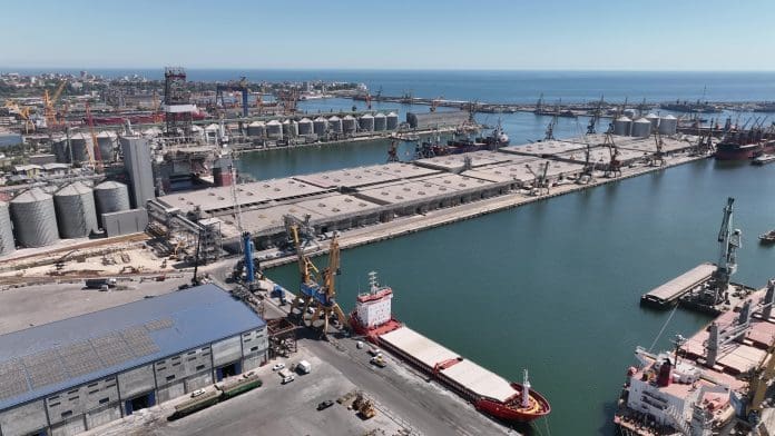 Pioneering innovation in port operations: How UMEX uses Nemetschek’s dTwin Discover how leading port operator UMEX seized the opportunity to use Nemetschek’s dTwin to create a one-stop-platform for data