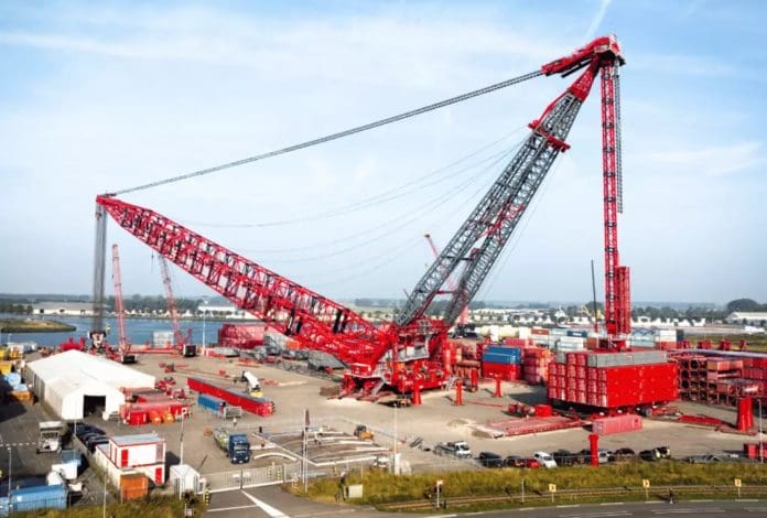 mammoet sk6000 crane World's strongest land-based crane, the SK6000, which can lift 3,000 tonnes to a height of 220m