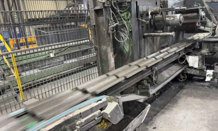 RMIT_Bristile_tiles2WEB A manufacturing trial in Melbourne has produced low carbon concrete roof tiles using coal ash and glass waste, creating a lighter and more fire resistance material