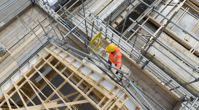 A new House of Commons committee report has highlighted that further government construction skills support will be needed to achieve net zero targets