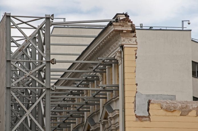 Strengthening of old building facade CITB and FMB report reveals new plan to increase retrofit skills