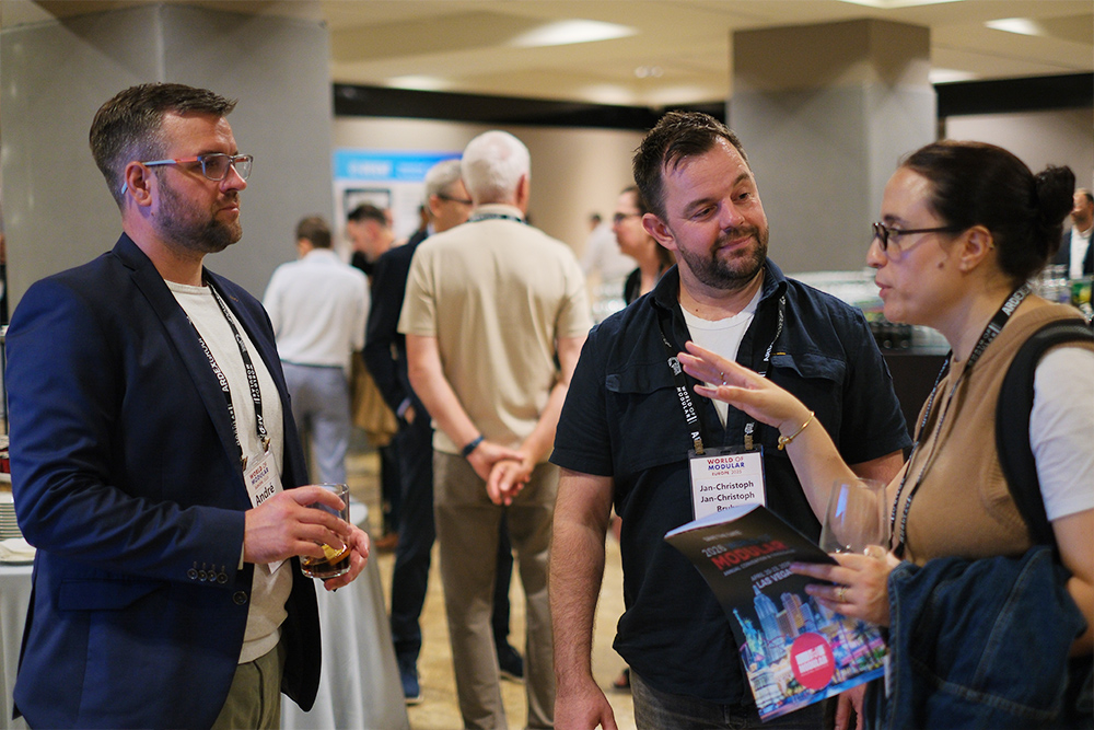 Attendees at World of Modular Europe have ample time to converse and grow their professional networks