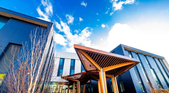 Lessons from the first New Hospital Programme scheme: A consultant's view