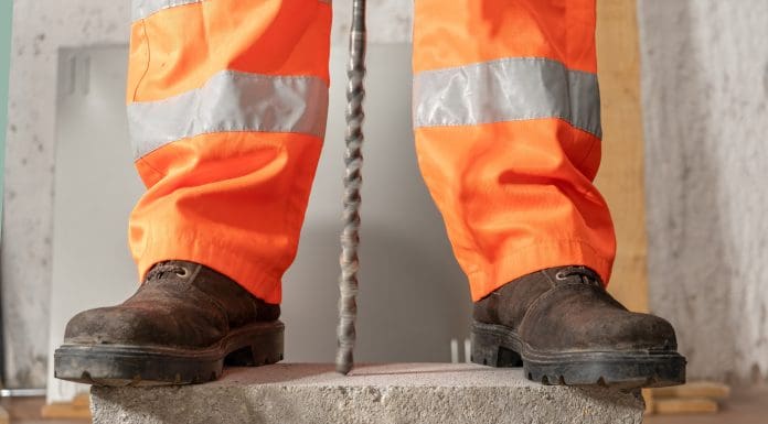 Northern households lose over £3bn to rogue builders, says FMB